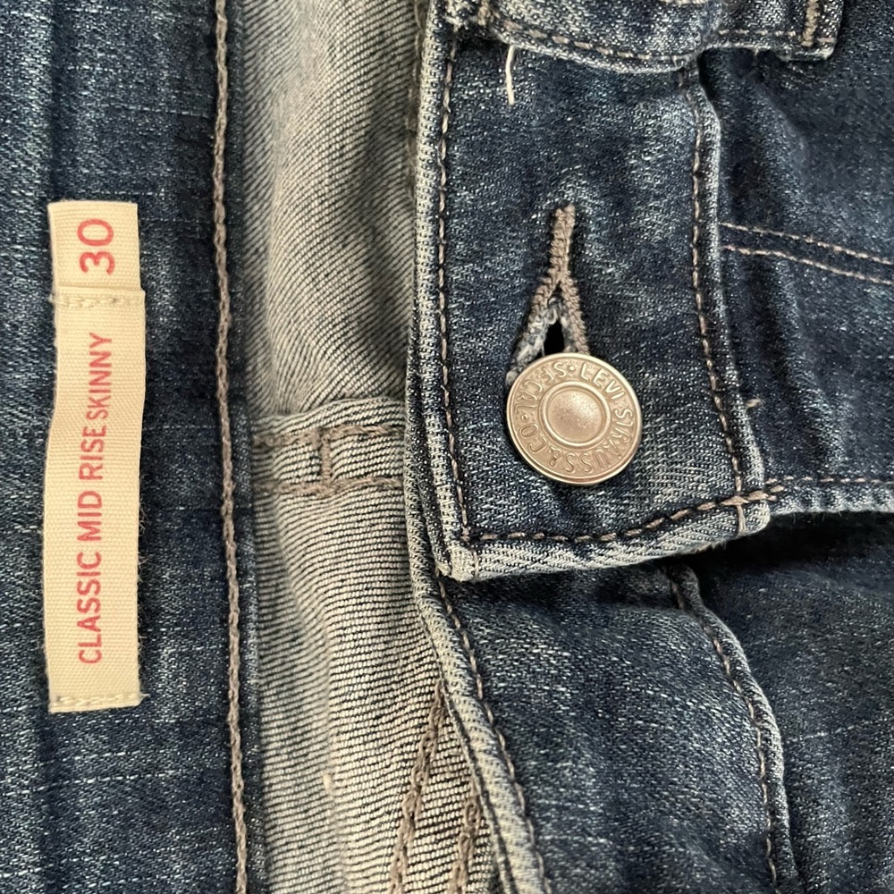 Levis Jean Bundle - image 5